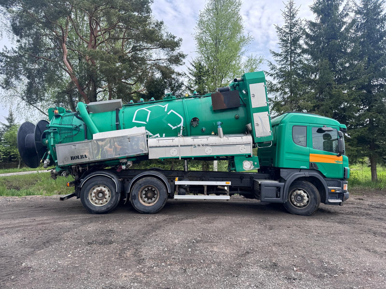 SCANIA P114 - Truk vakum: gambar 5 SCANIA P114 - Truk vakum: gambar 5