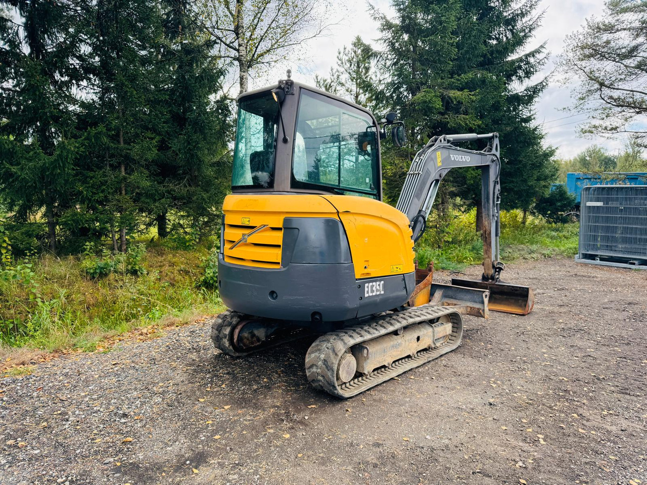 VOLVO EC35C - Ekskavator mini: gambar 4 VOLVO EC35C - Ekskavator mini: gambar 4