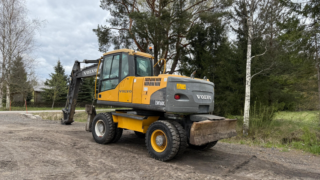 VOLVO EW160C - Ekskavator roda: gambar 3 VOLVO EW160C - Ekskavator roda: gambar 3