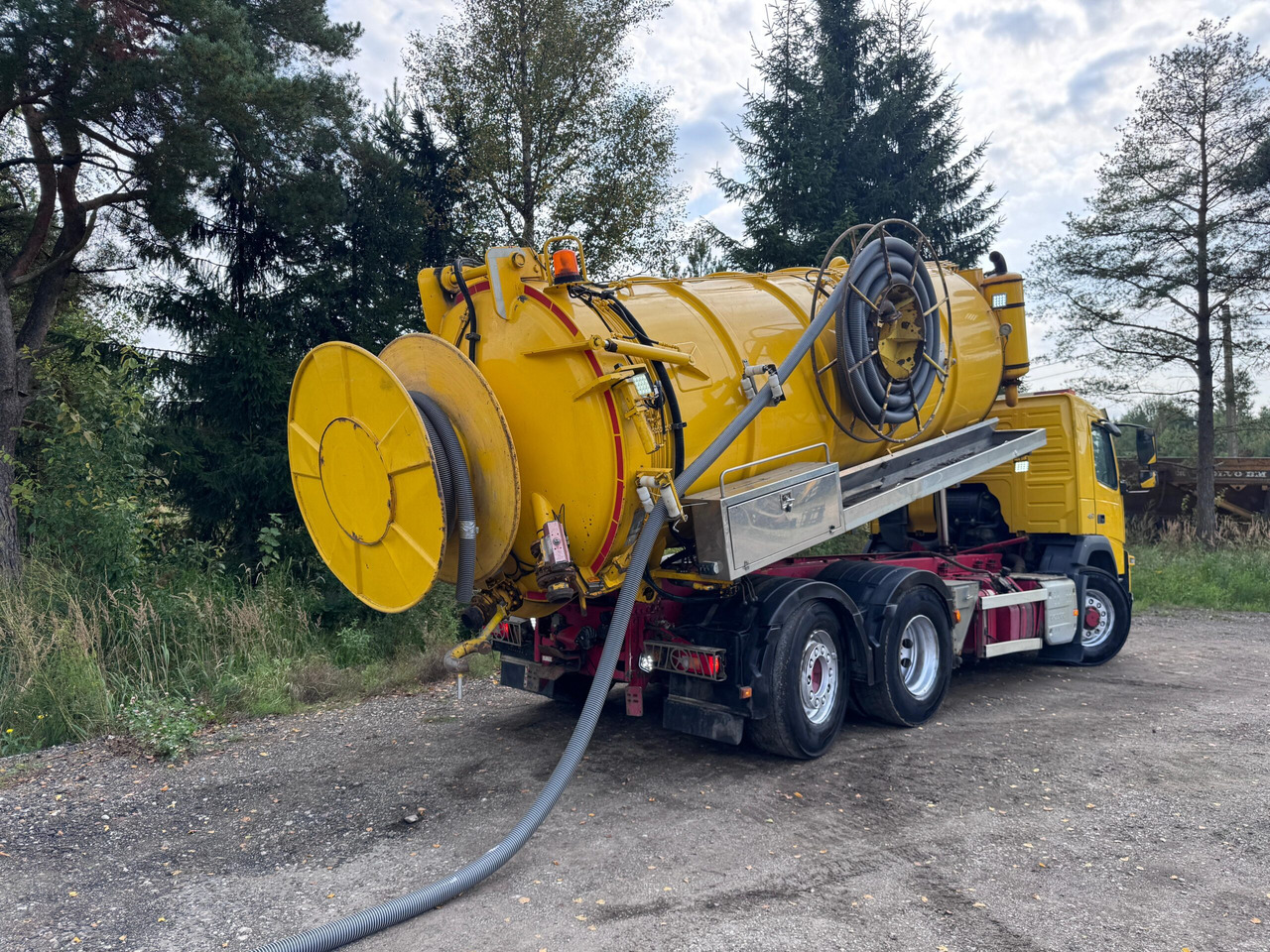 VOLVO FMX 450 - Truk vakum: gambar 4 VOLVO FMX 450 - Truk vakum: gambar 4
