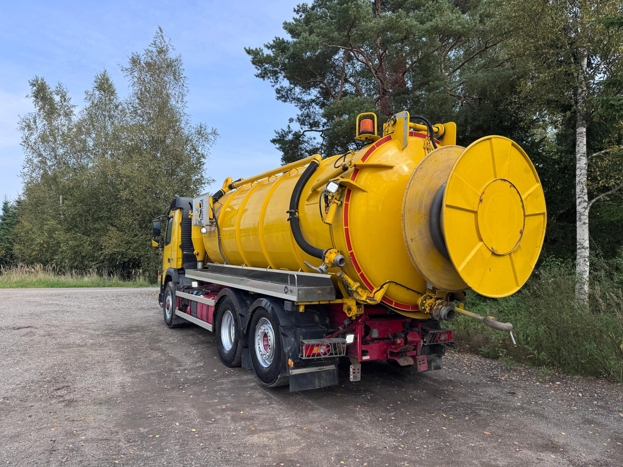 VOLVO FMX 450 - Truk vakum: gambar 3 VOLVO FMX 450 - Truk vakum: gambar 3