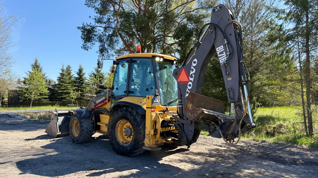 Volvo BL71 - Backhoe loader: gambar 4 Volvo BL71 - Backhoe loader: gambar 4
