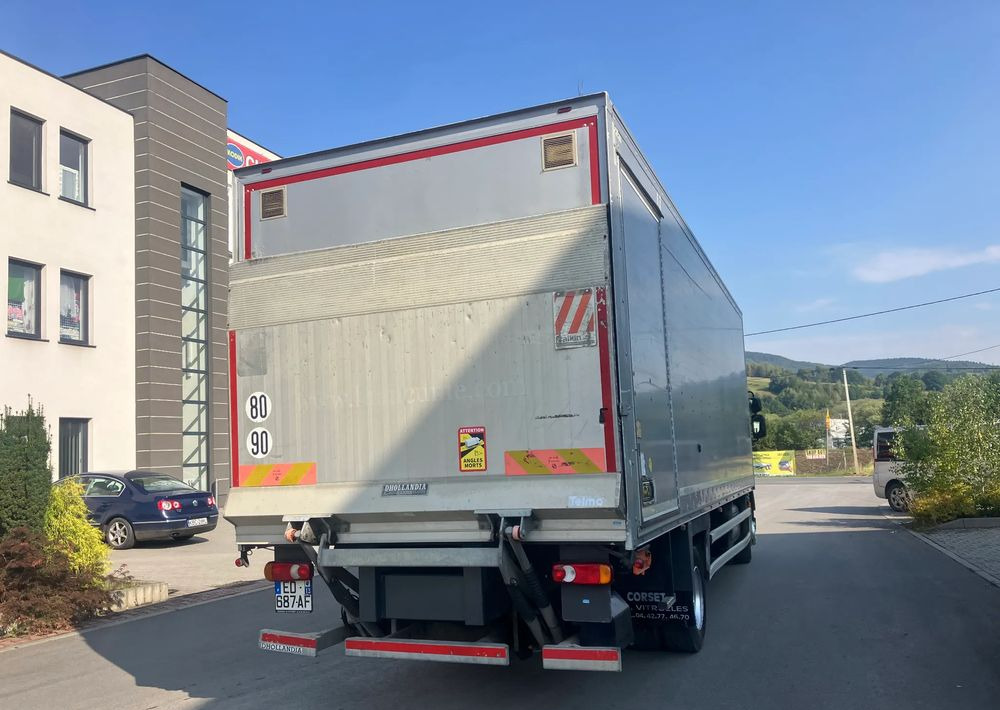DAF DAF LF 180 kurierka kontener 18 palet - Truk box: gambar 5 DAF DAF LF 180 kurierka kontener 18 palet - Truk box: gambar 5