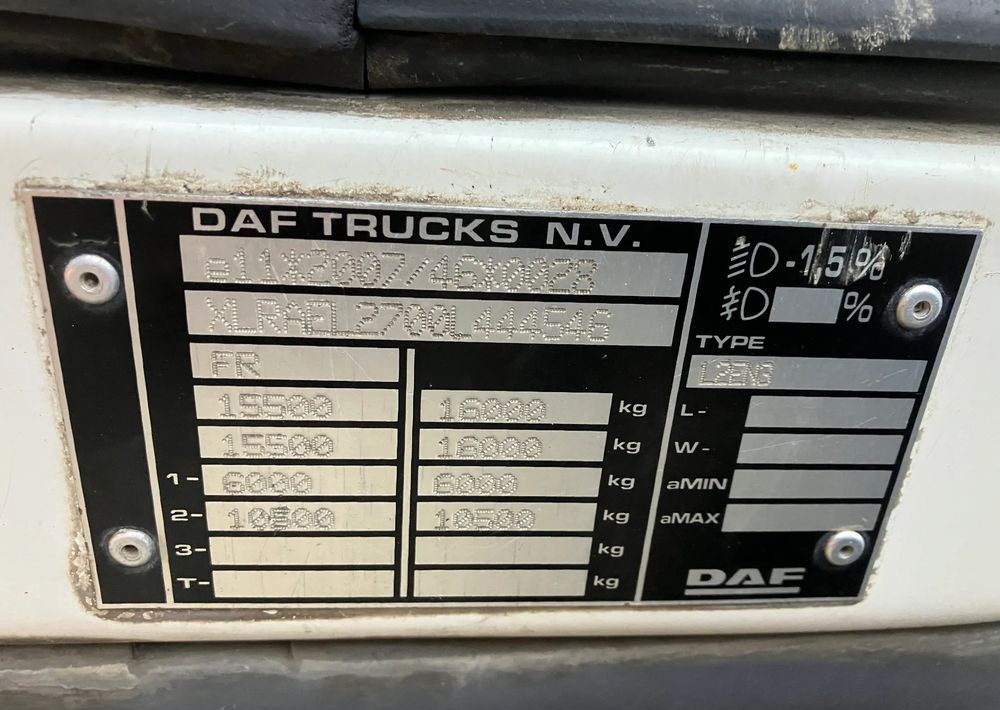DAF Daf LF 16.250 chłodnia multi temperatura 16 palet - Truk berpendingin: gambar 5 DAF Daf LF 16.250 chłodnia multi temperatura 16 palet - Truk berpendingin: gambar 5