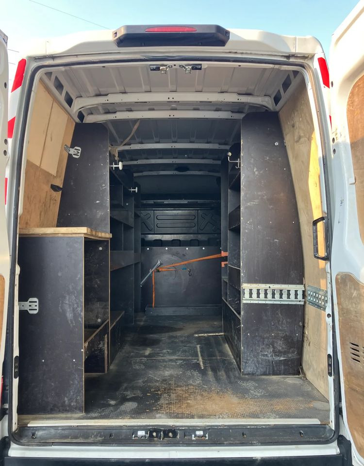 Iveco Daily 35c16 blaszak KLIMA SPROWADZONY serwisówka - Van panel: gambar 5 Iveco Daily 35c16 blaszak KLIMA SPROWADZONY serwisówka - Van panel: gambar 5