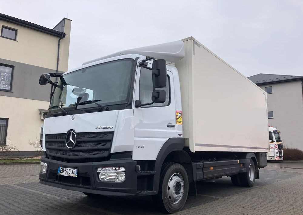 Mercedes-Benz ATEGO 1218 KURIERKA KONTENER 15 PALET - Truk box: gambar 1 Mercedes-Benz ATEGO 1218 KURIERKA KONTENER 15 PALET - Truk box: gambar 1
