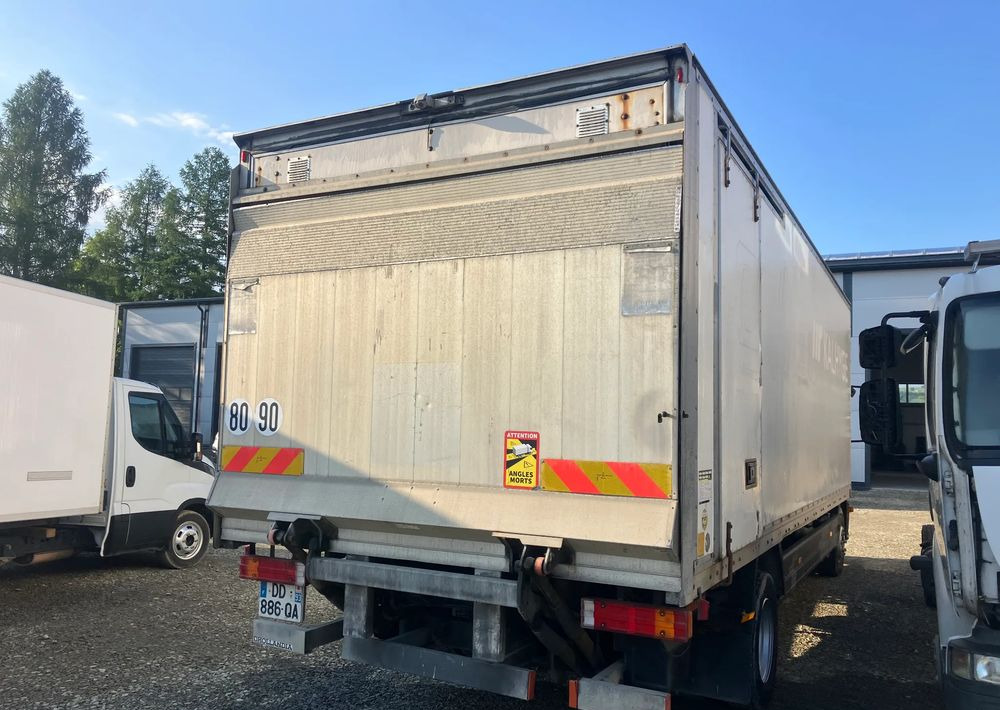 Mercedes-Benz Atego 1218 kurierka kontener - Truk box: gambar 4 Mercedes-Benz Atego 1218 kurierka kontener - Truk box: gambar 4