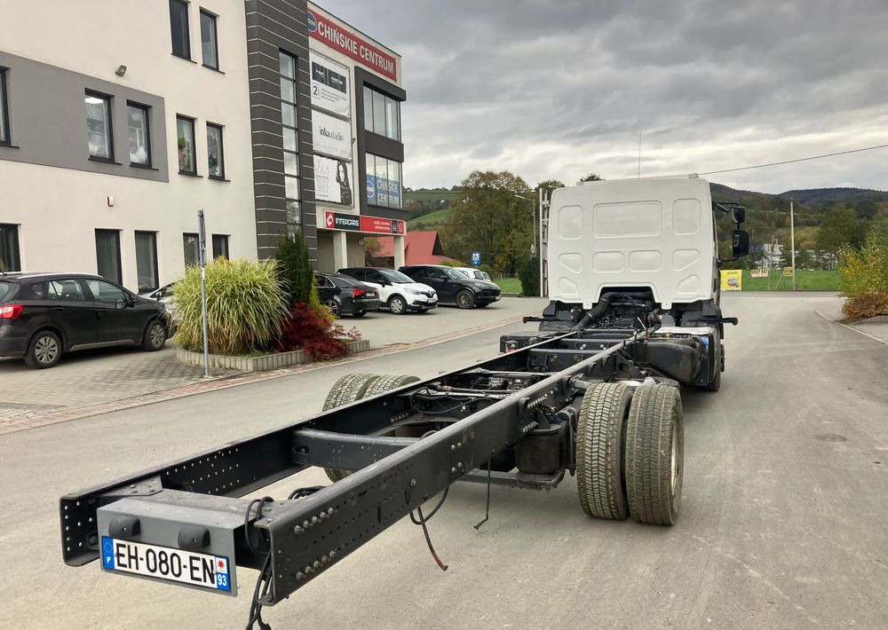 Renault RENAULT Gama D12 euro 6 ramo do zabudowy - Truk sasis: gambar 3 Renault RENAULT Gama D12 euro 6 ramo do zabudowy - Truk sasis: gambar 3