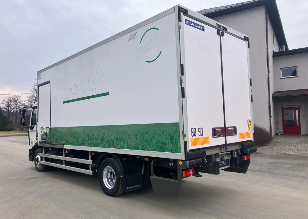 Renault Renault Gama D 250 chłodnia izoterma 16 PALET - Truk berpendingin: gambar 4 Renault Renault Gama D 250 chłodnia izoterma 16 PALET - Truk berpendingin: gambar 4