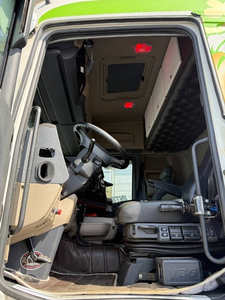 Scania R520LB8X4*4HNB - Hook lift: gambar 5 Scania R520LB8X4*4HNB - Hook lift: gambar 5