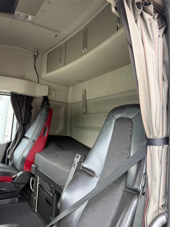 Volvo FH 6*2 med hydraulik - Tractor head: gambar 2 Volvo FH 6*2 med hydraulik - Tractor head: gambar 2