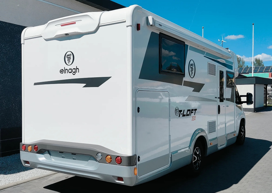 Elnagh Elnagh T-Loft 532 WINTER Alarm Solar Camera Air Conditioning Truma Diesel E Awning Remis Retrofitted - Mobil kemping: gambar 4 Elnagh Elnagh T-Loft 532 WINTER Alarm Solar Camera Air Conditioning Truma Diesel E Awning Remis Retrofitted - Mobil kemping: gambar 4