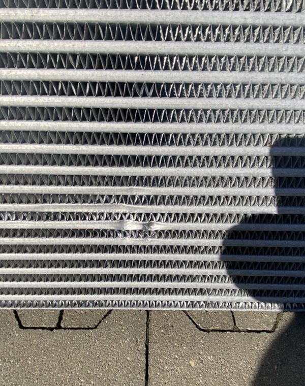 Intercooler Scania S NGS chłodnica powietrza 2022 rok 2861478 - Intercooler untuk Truk: gambar 3 Intercooler Scania S NGS chłodnica powietrza 2022 rok 2861478 - Intercooler untuk Truk: gambar 3