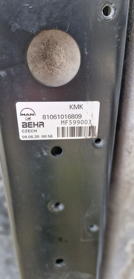 MAN TG3 TGX CHŁODNICA KOMPLET CHŁODNIC - Sistem pendingin: gambar 3 MAN TG3 TGX CHŁODNICA KOMPLET CHŁODNIC - Sistem pendingin: gambar 3