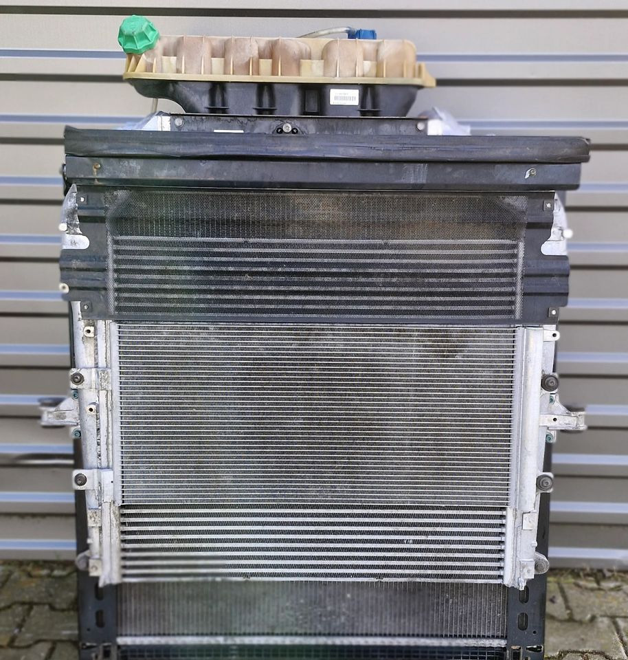 MAN TG3 TGX CHŁODNICA KOMPLET CHŁODNIC - Sistem pendingin: gambar 2 MAN TG3 TGX CHŁODNICA KOMPLET CHŁODNIC - Sistem pendingin: gambar 2