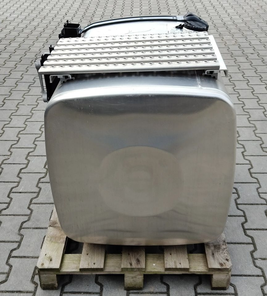 MAN TG3 TGX TGS ZBIORNIK PALIWA KOMPLETNY 460L NOWY - Tangki bahan bakar untuk Truk: gambar 3 MAN TG3 TGX TGS ZBIORNIK PALIWA KOMPLETNY 460L NOWY - Tangki bahan bakar untuk Truk: gambar 3