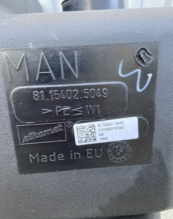 NOWY Zbiornik adblue MAN TGX TGS euro 6 ad blue - Tangki bahan bakar: gambar 4 NOWY Zbiornik adblue MAN TGX TGS euro 6 ad blue - Tangki bahan bakar: gambar 4