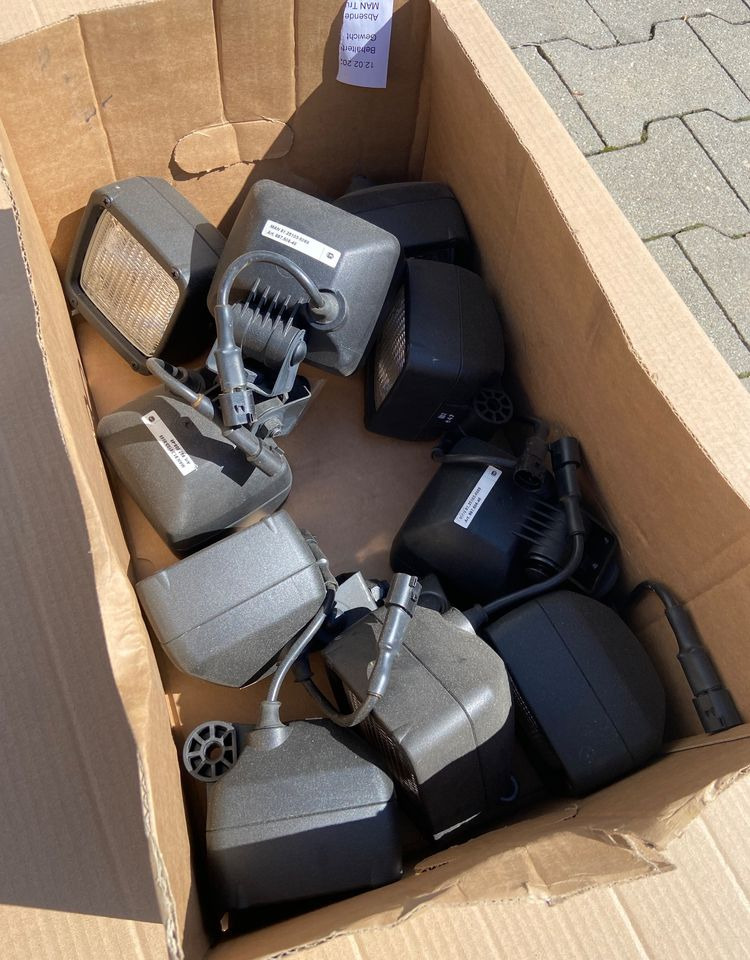 NOWY halogen roboczy MAN TGX TGS TGA Hella - Cahaya/ Pencahayaan untuk Truk: gambar 4 NOWY halogen roboczy MAN TGX TGS TGA Hella - Cahaya/ Pencahayaan untuk Truk: gambar 4