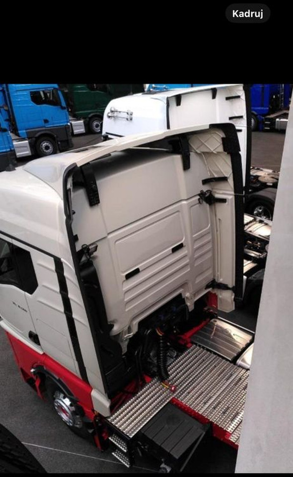 NOWY komplet spoilerów MAN TGX TG3 GM owiewki spoilery z gumami - Tubuh dan eksterior untuk Truk: gambar 2 NOWY komplet spoilerów MAN TGX TG3 GM owiewki spoilery z gumami - Tubuh dan eksterior untuk Truk: gambar 2