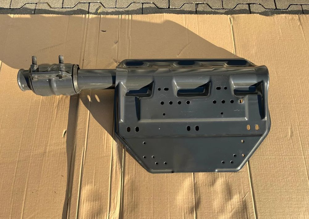 SCANIA R S CHLAPACZ BŁOTNIK GITARA NOWY 2800402 - Tubuh dan eksterior: gambar 1 SCANIA R S CHLAPACZ BŁOTNIK GITARA NOWY 2800402 - Tubuh dan eksterior: gambar 1