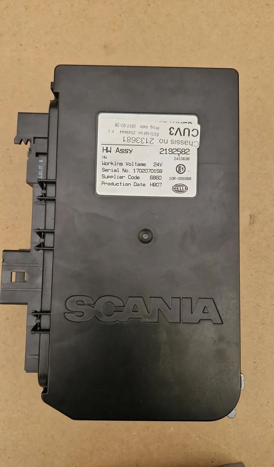 SCANIA R S STEROWNIK KOMPUTER ŚWIATEŁ CUV3 2632613 2192582 - ECU untuk Truk: gambar 1 SCANIA R S STEROWNIK KOMPUTER ŚWIATEŁ CUV3 2632613 2192582 - ECU untuk Truk: gambar 1