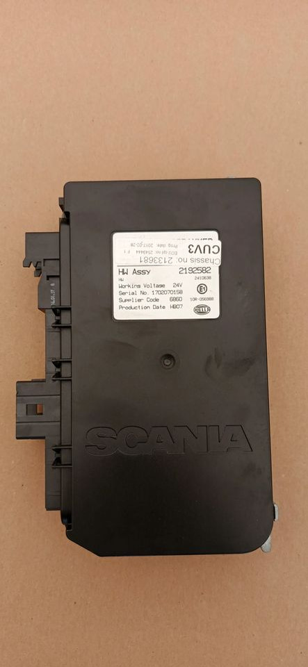 SCANIA R S STEROWNIK ŚWIATEŁ KOMPUTER CUV3 2632613 - ECU untuk Truk: gambar 1 SCANIA R S STEROWNIK ŚWIATEŁ KOMPUTER CUV3 2632613 - ECU untuk Truk: gambar 1