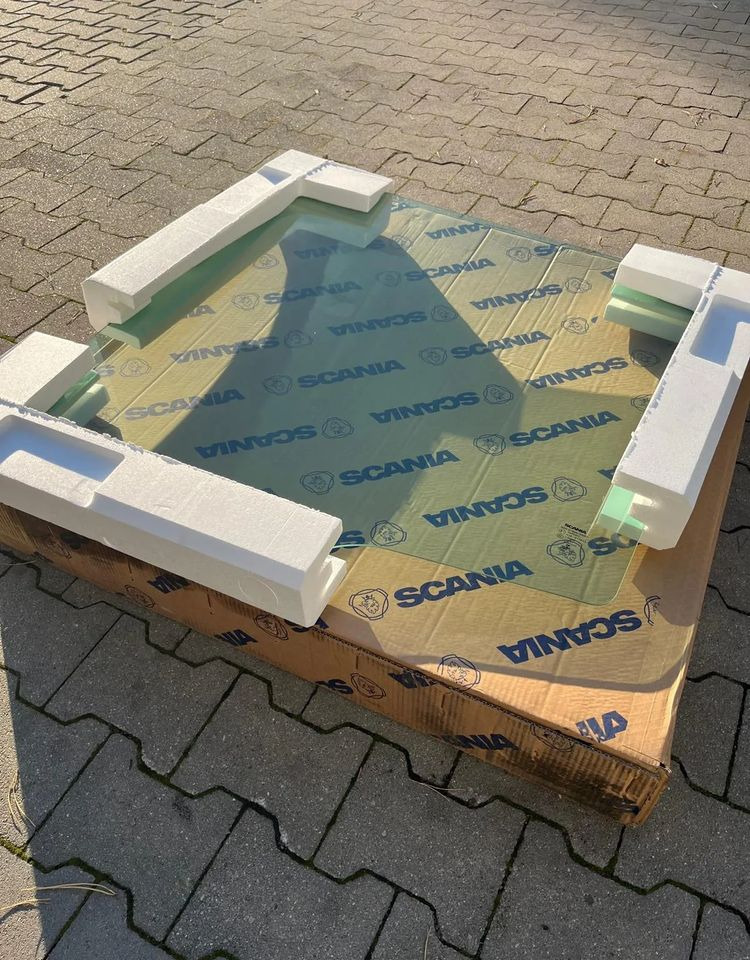 SCANIA R S SZYBA BOCZNA LEWA KIEROWCY NOWA 2506371 - Kabin dan interior: gambar 2 SCANIA R S SZYBA BOCZNA LEWA KIEROWCY NOWA 2506371 - Kabin dan interior: gambar 2