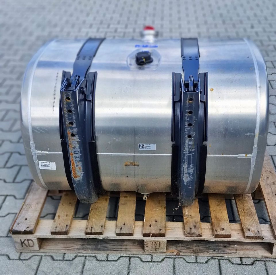 SCANIA R S ZBIORNIK PALIWA 395L NOWY - Sistem bahan bakar: gambar 2 SCANIA R S ZBIORNIK PALIWA 395L NOWY - Sistem bahan bakar: gambar 2