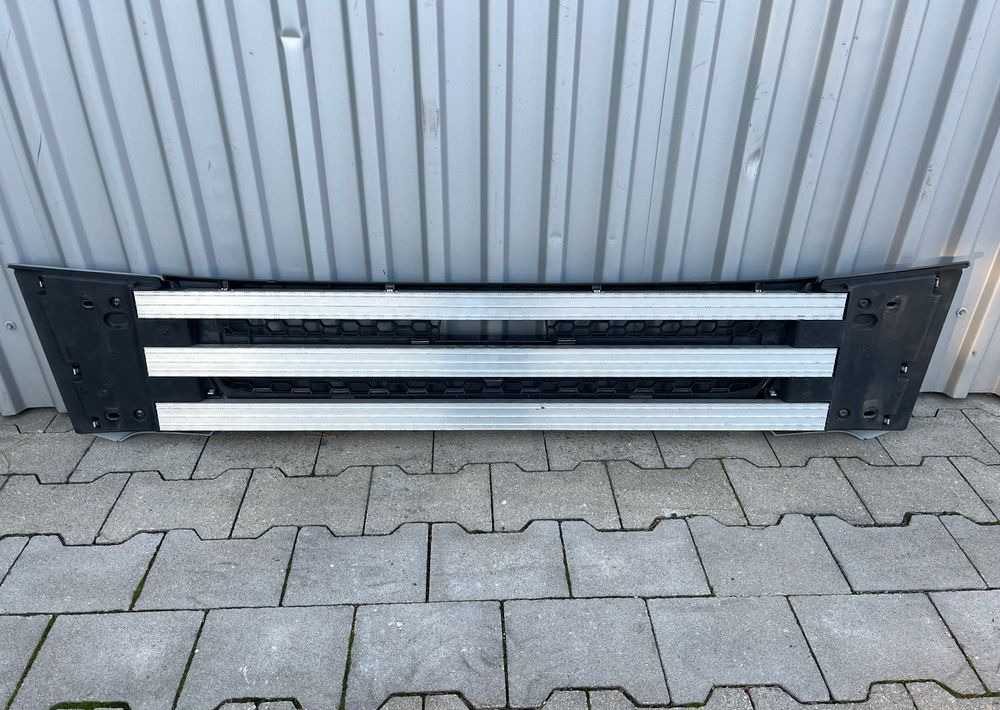 Ławka Scania S R stopień przedni NGS NGR - Suku cadang untuk Truk: gambar 2 Ławka Scania S R stopień przedni NGS NGR - Suku cadang untuk Truk: gambar 2