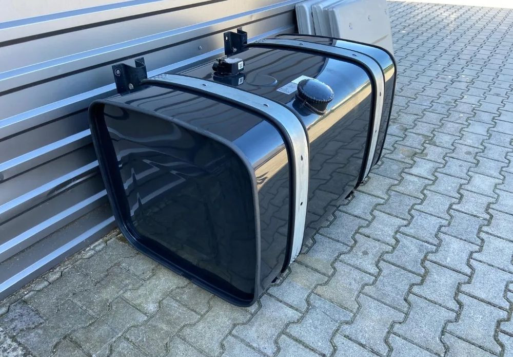 ZBIORNIK PALIWA 400L MAN TGX TGS TG3 NOWY - Tangki bahan bakar untuk Truk: gambar 2 ZBIORNIK PALIWA 400L MAN TGX TGS TG3 NOWY - Tangki bahan bakar untuk Truk: gambar 2