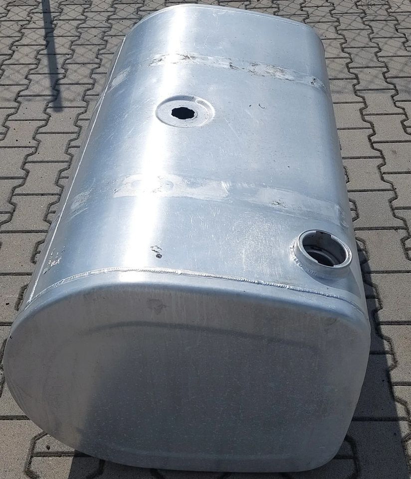 ZBIORNIK PALIWA VOLVO RENAULT 110CM - Tangki bahan bakar untuk Truk: gambar 3 ZBIORNIK PALIWA VOLVO RENAULT 110CM - Tangki bahan bakar untuk Truk: gambar 3