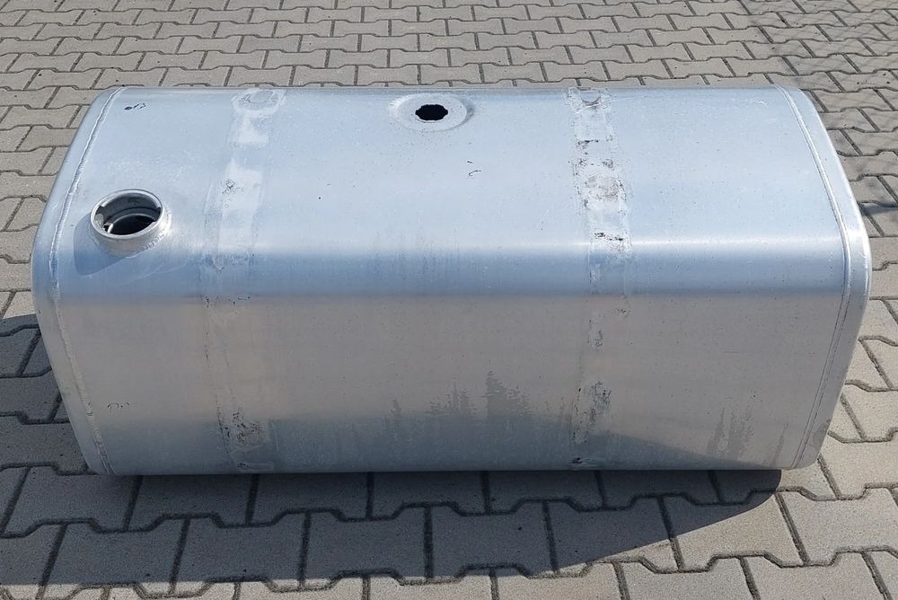 ZBIORNIK PALIWA VOLVO RENAULT 110CM - Tangki bahan bakar untuk Truk: gambar 1 ZBIORNIK PALIWA VOLVO RENAULT 110CM - Tangki bahan bakar untuk Truk: gambar 1