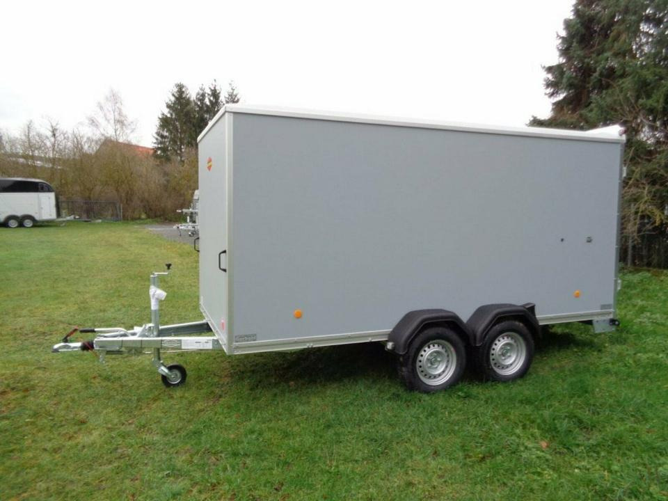 Böckmann PKW-Anhänger, 2,7 to. Koffer, 100 km/h - Trailer kotak tertutup: gambar 1 Böckmann PKW-Anhänger, 2,7 to. Koffer, 100 km/h - Trailer kotak tertutup: gambar 1