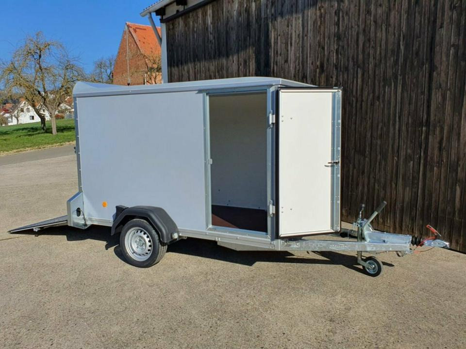 Böckmann PKW-Anhänger Koffer 1,35t Auffahrrampe Ladehöhe 42cm - Trailer mobil: gambar 3 Böckmann PKW-Anhänger Koffer 1,35t Auffahrrampe Ladehöhe 42cm - Trailer mobil: gambar 3