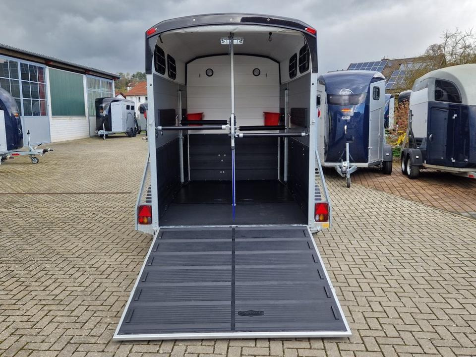 Trailer pengangkut kuda Böckmann Pferdeanhänger Big Portax WCF 100km/h Sattelraum: gambar 13