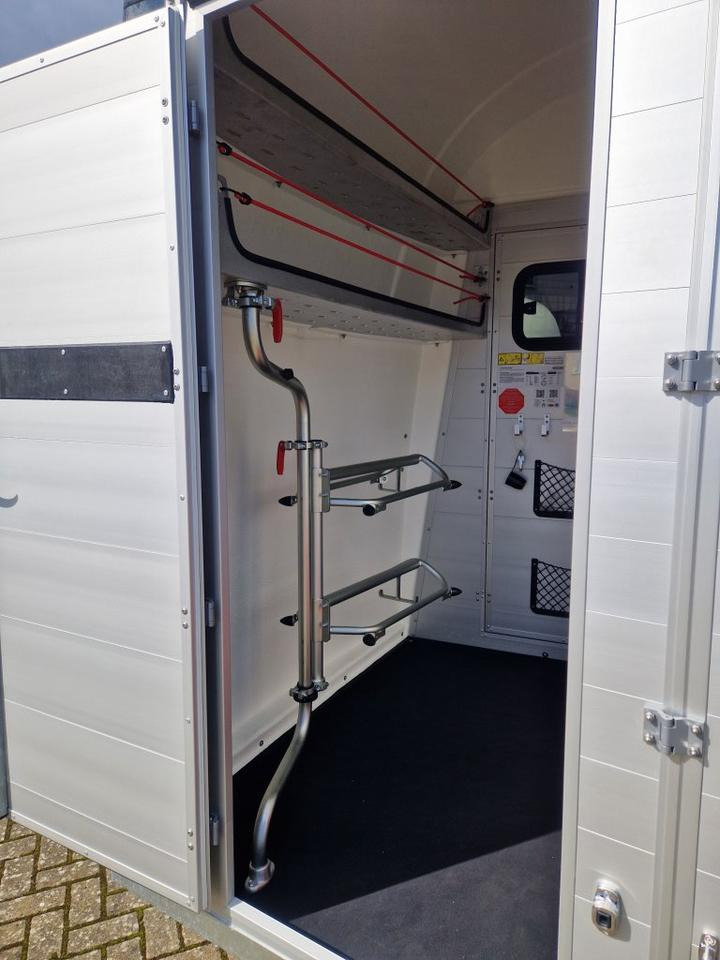 Trailer pengangkut kuda Böckmann Pferdeanhänger Big Portax WCF 100km/h Sattelraum: gambar 7