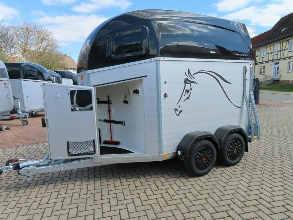 Böckmann Pferdeanhänger Champion Esprit Flügeltür Sattelkammer - Trailer pengangkut kuda: gambar 2 Böckmann Pferdeanhänger Champion Esprit Flügeltür Sattelkammer - Trailer pengangkut kuda: gambar 2