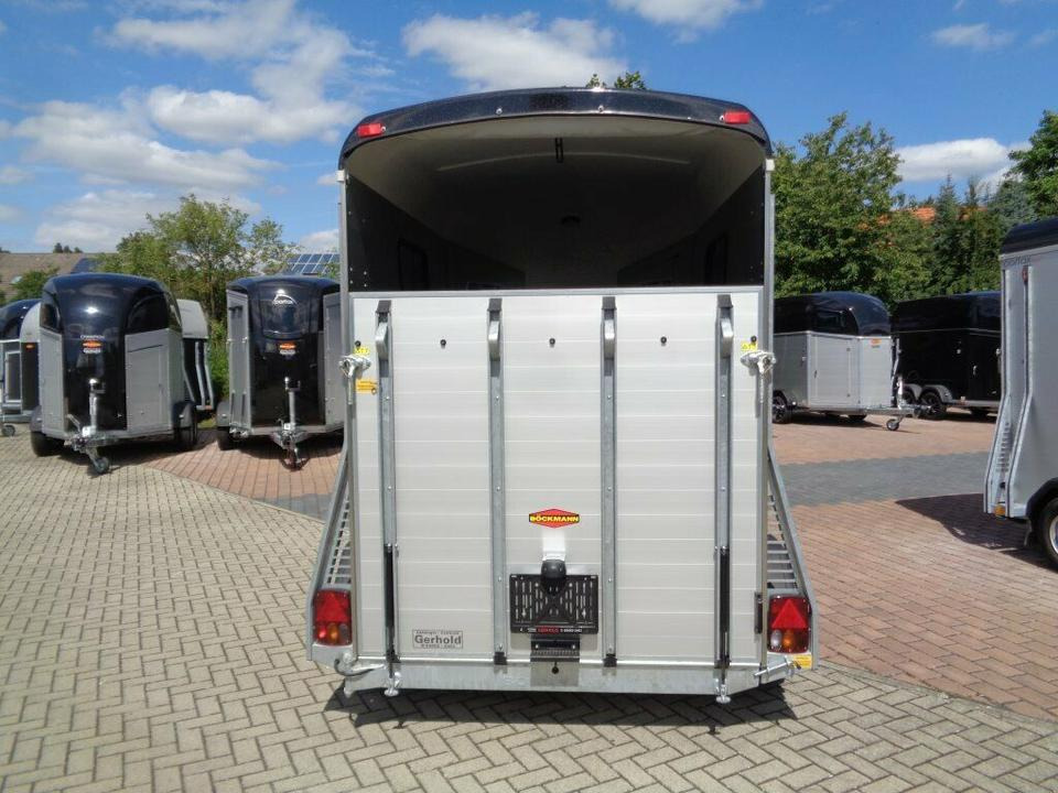 Böckmann Pferdeanhänger, Portax Esprit, SaKa.Flügeltür,100 km/h - Trailer pengangkut kuda: gambar 5 Böckmann Pferdeanhänger, Portax Esprit, SaKa.Flügeltür,100 km/h - Trailer pengangkut kuda: gambar 5