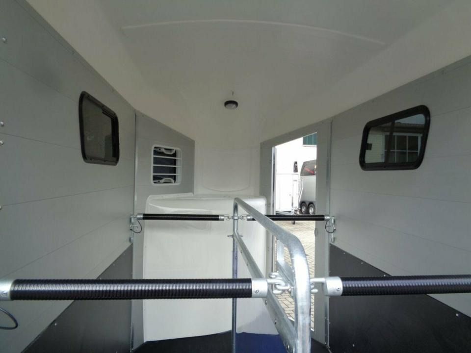 Trailer pengangkut kuda Böckmann Pferdeanhänger Portax Esprit s+b Aluboden, Sattelkammer,: gambar 8 Trailer pengangkut kuda Böckmann Pferdeanhänger Portax Esprit s+b Aluboden, Sattelkammer,: gambar 8