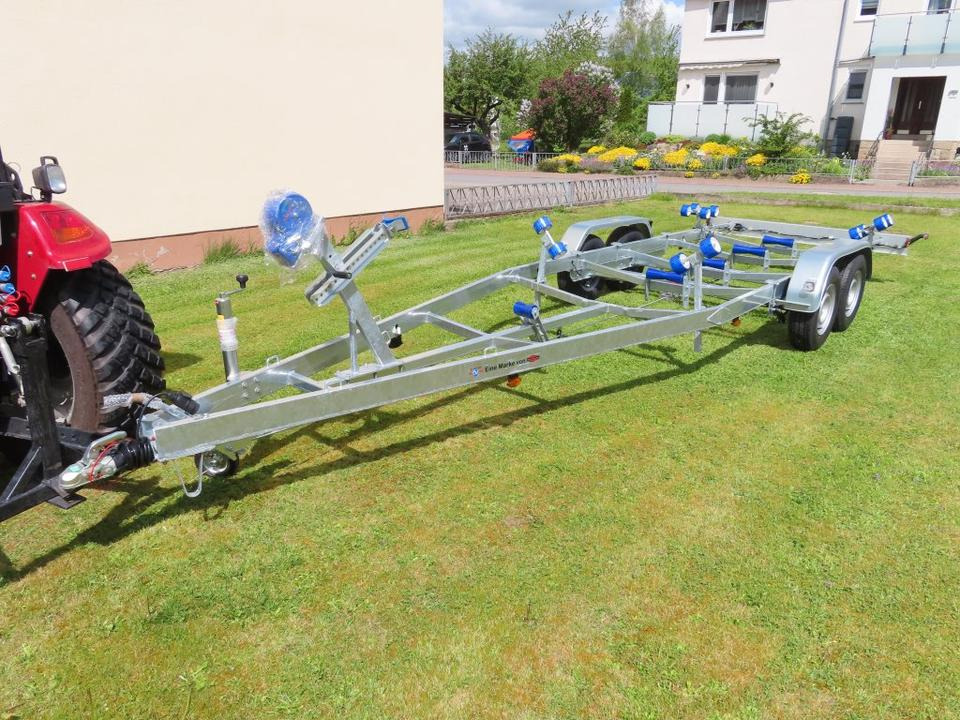Böckmann - TPV PKW Anhänger Bootstrailer 2,7 to. Bootsanhänger - Trailer perahu: gambar 1 Böckmann - TPV PKW Anhänger Bootstrailer 2,7 to. Bootsanhänger - Trailer perahu: gambar 1