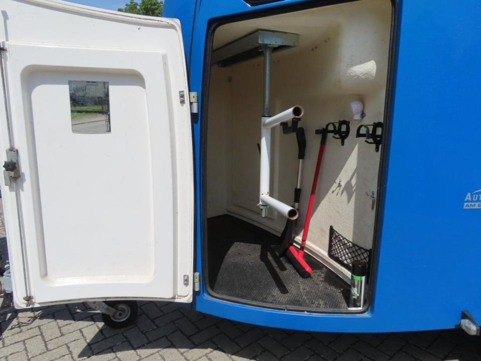 Pferdeanhänger Humbaur Maximus Panoramascheibe 100km/h Sattelk. - Trailer pengangkut kuda: gambar 4 Pferdeanhänger Humbaur Maximus Panoramascheibe 100km/h Sattelk. - Trailer pengangkut kuda: gambar 4