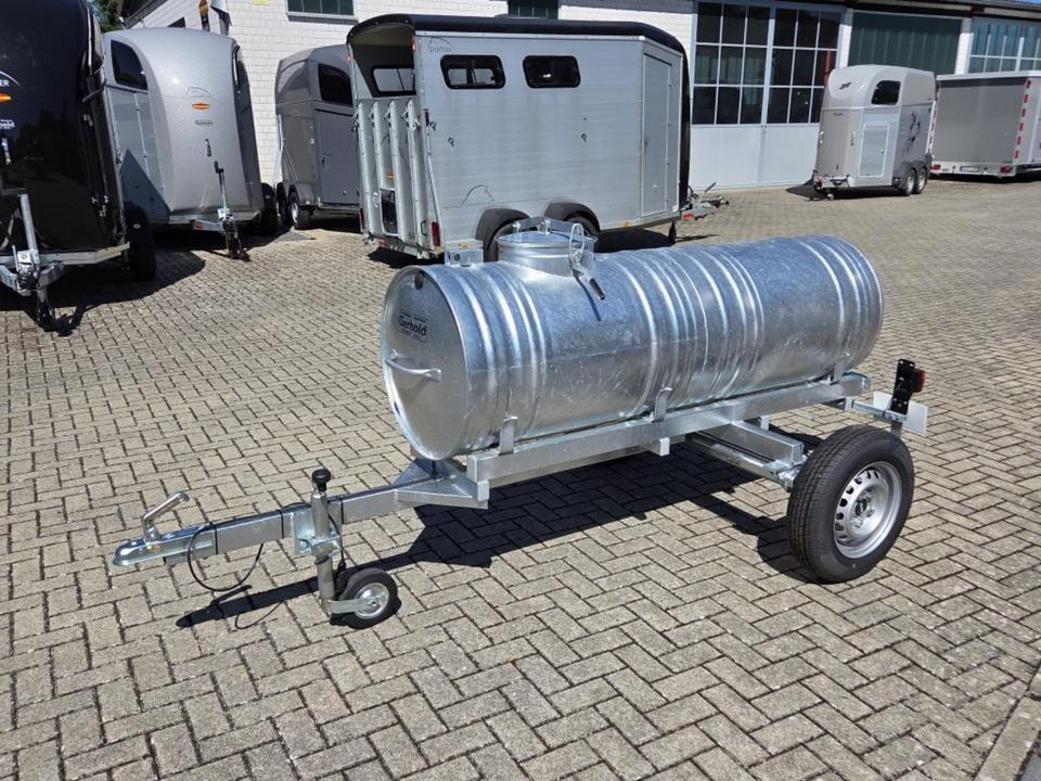 Wasserfass Verzinkt 600l Tränke Fahrgestell Beleuchtung - Trailer tangki: gambar 1 Wasserfass Verzinkt 600l Tränke Fahrgestell Beleuchtung - Trailer tangki: gambar 1