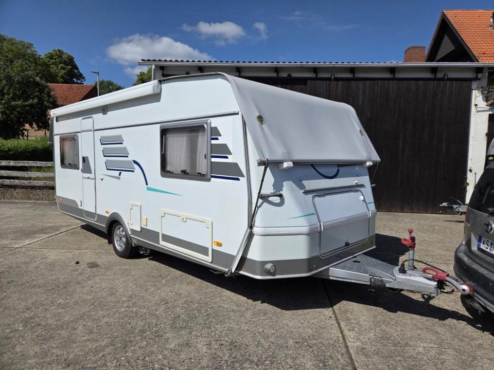 Wohnwagen Hymer Top Ausstattung Mover Vohrzelt 4x Schlafplätze WC - Karavan: gambar 4 Wohnwagen Hymer Top Ausstattung Mover Vohrzelt 4x Schlafplätze WC - Karavan: gambar 4