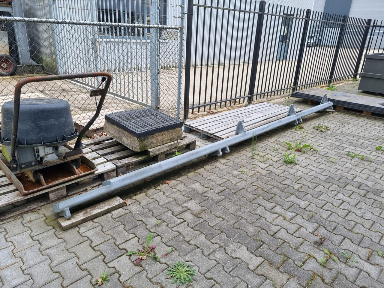 Bingkai/ Sasis untuk Mesin pengisi baru Sennebogen 840 E series complete gallery set new: gambar 10