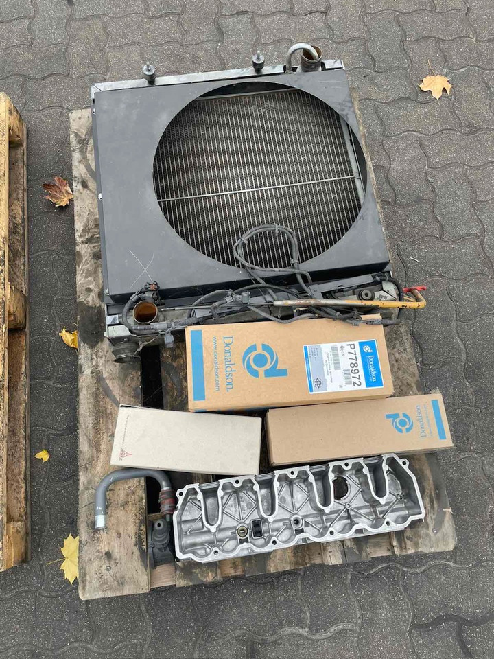 DEUTZ BF4M2012 Serial: 21039937 Fully renovated engine!!! - Mesin untuk Peralatan konstruksi: gambar 5 DEUTZ BF4M2012 Serial: 21039937 Fully renovated engine!!! - Mesin untuk Peralatan konstruksi: gambar 5