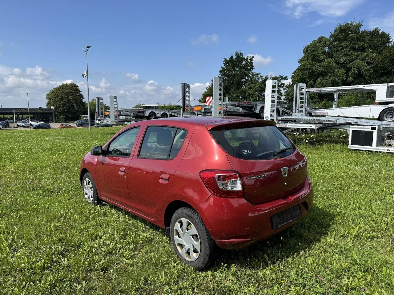Dacia Sandero TCe90 Laureate +STEUERKETTE RASSELT+ - Mobil sedan: gambar 3 Dacia Sandero TCe90 Laureate +STEUERKETTE RASSELT+ - Mobil sedan: gambar 3
