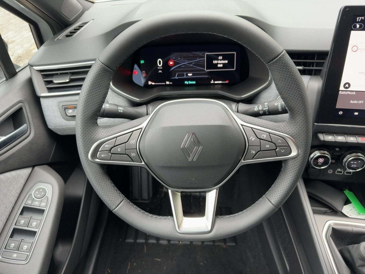Mobil sedan Renault Clio Techno TCe90 PAKET-NAVI+WINTER (SITZH/NAVI): gambar 9