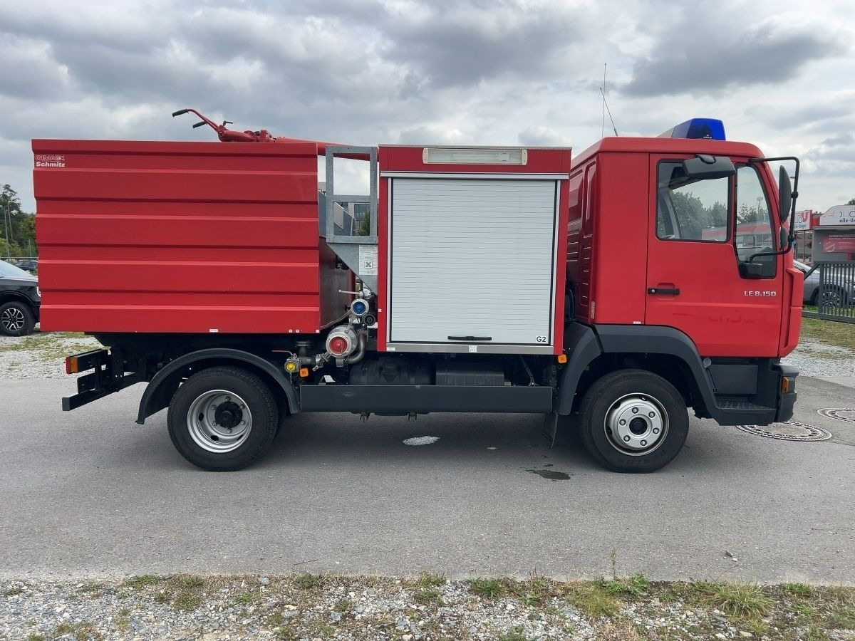 MAN LE 8150 4x2 Löschfahrzeug/Feuerwehr/Wassertank - Truk: gambar 5 MAN LE 8150 4x2 Löschfahrzeug/Feuerwehr/Wassertank - Truk: gambar 5