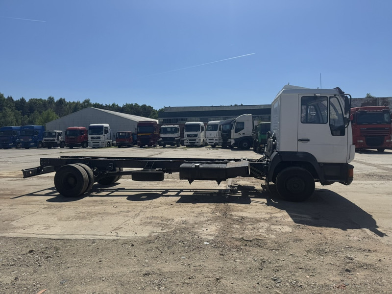 MAN 12.224 (MANUAL GEARBOX / EURO 2 / BELGIAN TRUCK IN GOOD CONDITION !!!) - Truk sasis: gambar 5 MAN 12.224 (MANUAL GEARBOX / EURO 2 / BELGIAN TRUCK IN GOOD CONDITION !!!) - Truk sasis: gambar 5