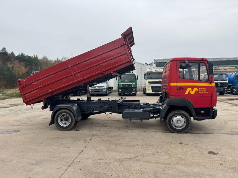 Mercedes-Benz SK 814 (FULL STEEL SUSPENSION / MANUAL GEARBOX / 3-SIDE TIPPER) - Truk jungkit: gambar 4 Mercedes-Benz SK 814 (FULL STEEL SUSPENSION / MANUAL GEARBOX / 3-SIDE TIPPER) - Truk jungkit: gambar 4